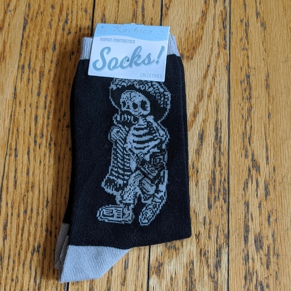 xochico Accessories - NWT Day of the Dead Socks